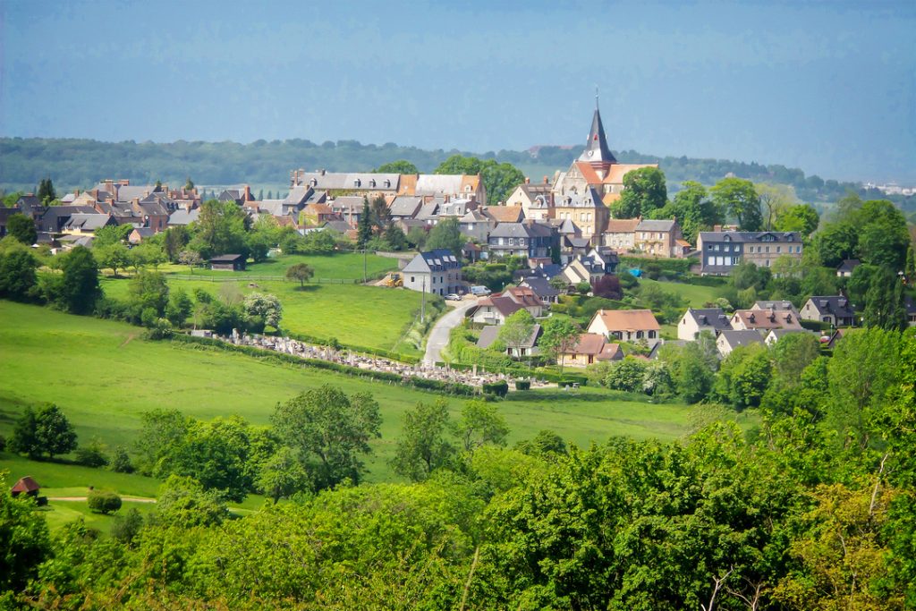 Paysage du village de Beaumont en Auge dans le Calvados en Normandie
