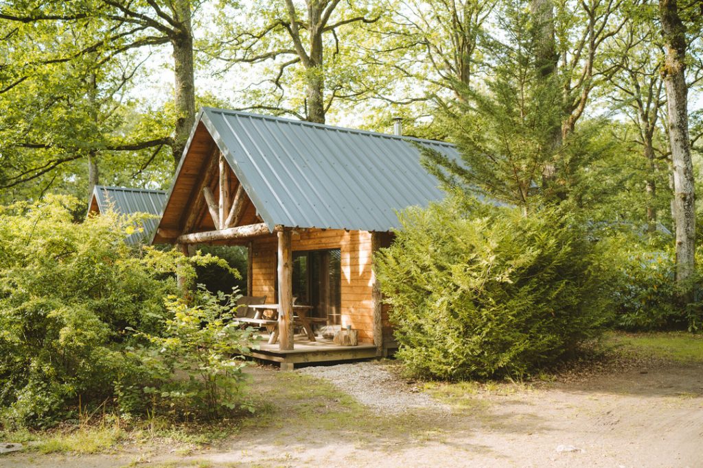 Cabane au coeur du camping Huttopia Rambouillet