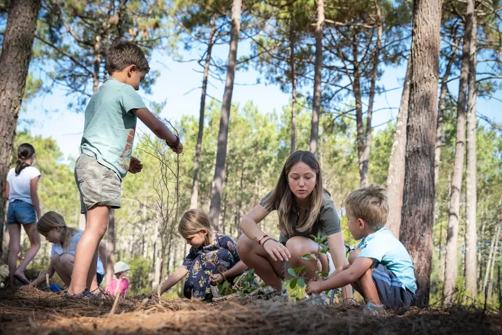 activité en nature pour enfants en camping
